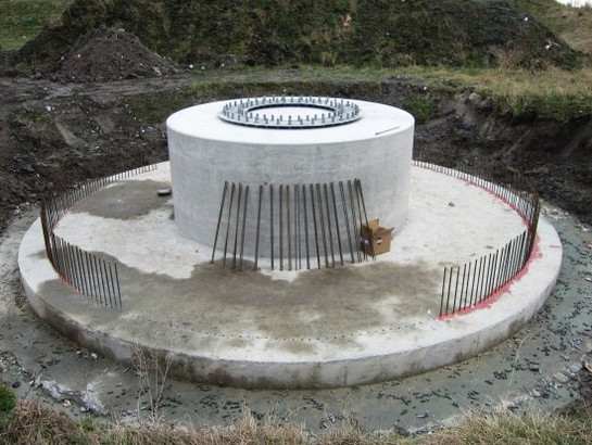 Hoogspanningsmast fundering betonijzer Hoogspanningsmast fundering betonijzer